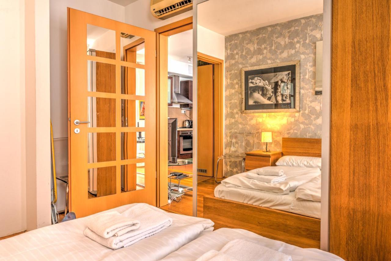 Central Capital Apartments Budapest Esterno foto