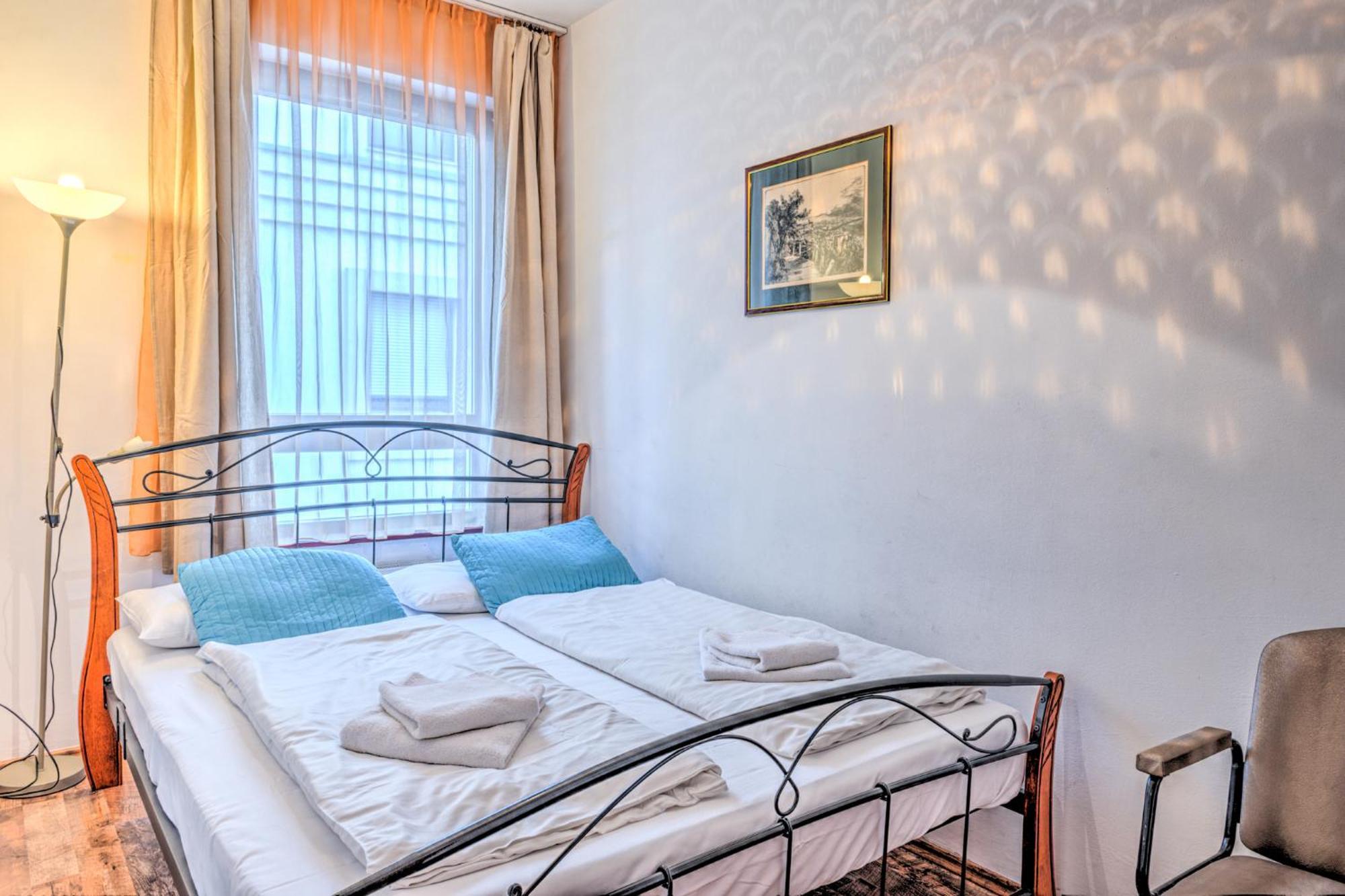 Central Capital Apartments Budapest Esterno foto