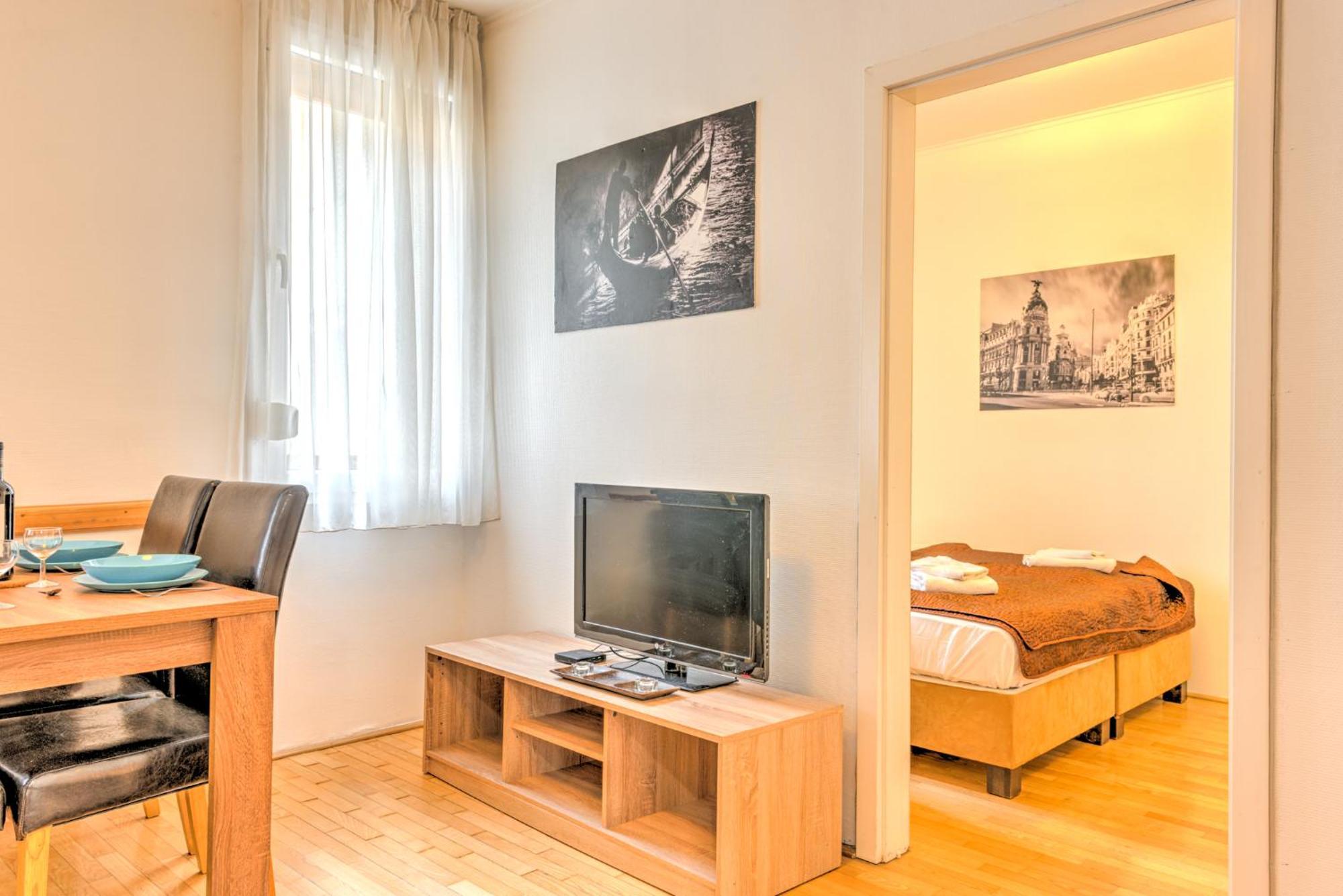 Central Capital Apartments Budapest Esterno foto